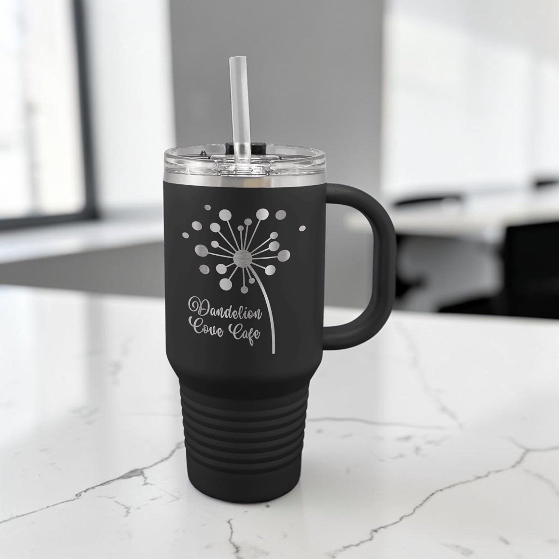 32oz Tumbler with Handle and Dual Purpose Lid